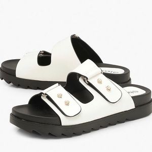 🔥 White Sliders | BRAND NEW 🔥